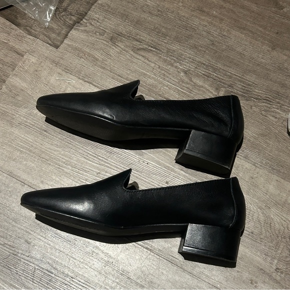 L’intervalle Daria Leather Loafer - Picture 6 of 7
